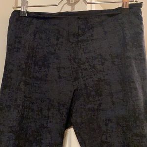 Lysse black and grey pattern leggings